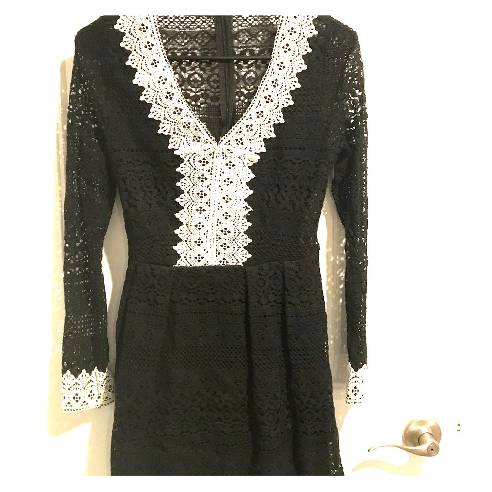 Long sleeve Lace dress